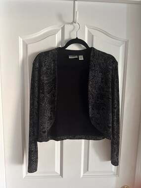Chico's Travelers Black Silver Glitter Paisley Open Bolero Shrug Jacket Size 2